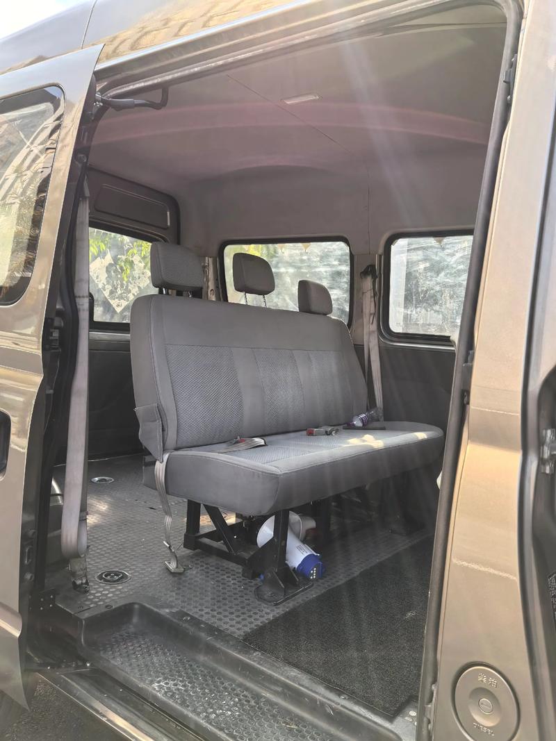 短途貨運面包短途貨運面包車價格