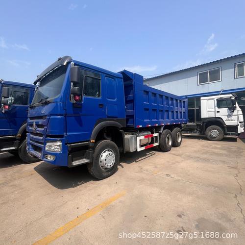 貨運(yùn)60噸60噸的貨車